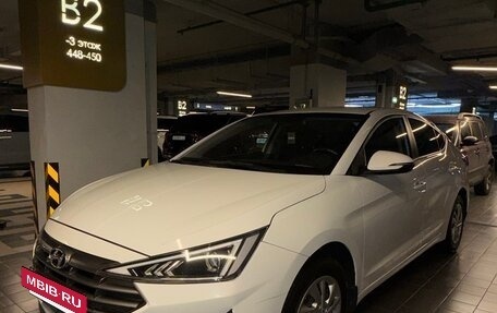 Hyundai Elantra VI, 2019 год, 1 400 000 рублей, 2 фотография