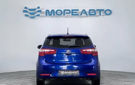 KIA Rio III рестайлинг, 2013 год, 890 000 рублей, 6 фотография