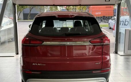 Geely Atlas, 2022 год, 1 399 000 рублей, 4 фотография