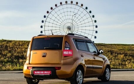 KIA Soul I рестайлинг, 2010 год, 700 000 рублей, 2 фотография