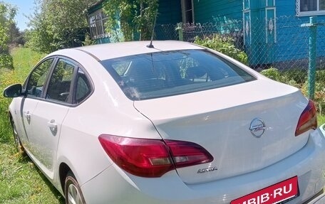Opel Astra J, 2013 год, 725 000 рублей, 3 фотография
