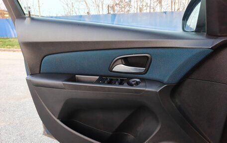 Chevrolet Cruze II, 2015 год, 910 000 рублей, 8 фотография