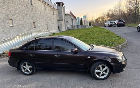 Hyundai Sonata VI, 2005 год, 395 000 рублей, 2 фотография