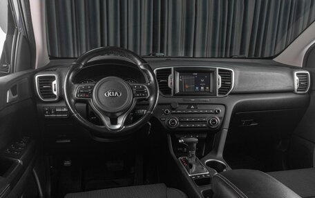KIA Sportage IV рестайлинг, 2017 год, 2 249 000 рублей, 6 фотография