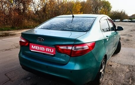 KIA Rio III рестайлинг, 2012 год, 700 000 рублей, 2 фотография