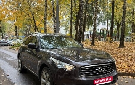 Infiniti FX II, 2009 год, 1 450 000 рублей, 2 фотография