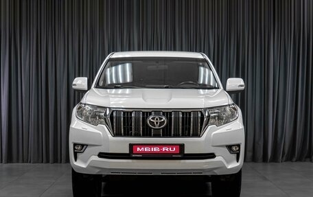 Toyota Land Cruiser Prado 150 рестайлинг, 2019 год, 4 859 000 рублей, 3 фотография