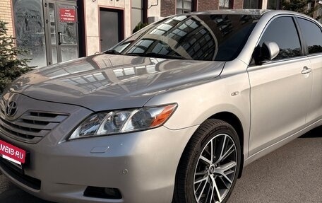 Toyota Camry, 2008 год, 1 250 000 рублей, 2 фотография