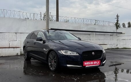 Jaguar XF II, 2020 год, 1 950 000 рублей, 3 фотография
