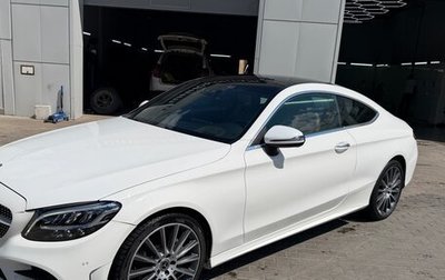 Mercedes-Benz C-Класс, 2019 год, 3 200 000 рублей, 1 фотография