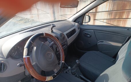 Renault Logan I, 2014 год, 290 000 рублей, 3 фотография