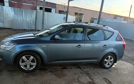 KIA cee'd I рестайлинг, 2008 год, 450 000 рублей, 1 фотография