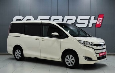 Toyota Noah III, 2018 год, 2 499 000 рублей, 1 фотография