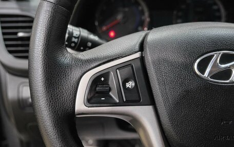 Hyundai Solaris II рестайлинг, 2015 год, 989 000 рублей, 22 фотография