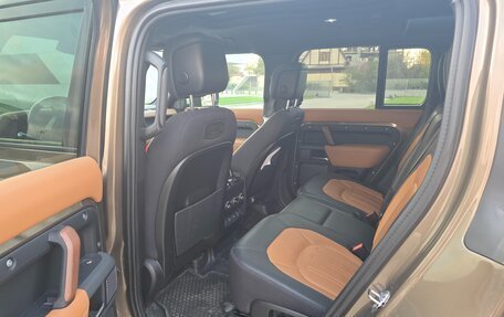 Land Rover Defender II, 2021 год, 8 500 000 рублей, 8 фотография
