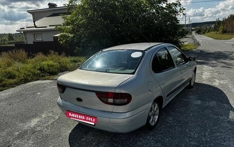 Renault Megane III рестайлинг, 2001 год, 220 000 рублей, 6 фотография