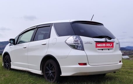 Honda Fit Shuttle I рестайлинг, 2012 год, 890 000 рублей, 2 фотография
