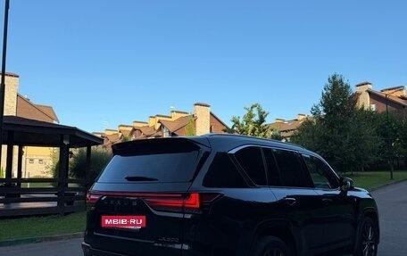 Lexus LX, 2023 год, 14 000 000 рублей, 5 фотография