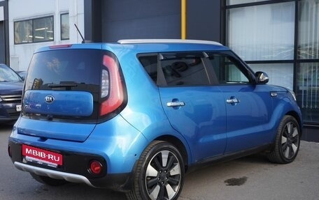 KIA Soul II рестайлинг, 2017 год, 1 750 000 рублей, 5 фотография
