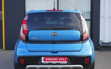 KIA Soul II рестайлинг, 2017 год, 1 750 000 рублей, 6 фотография