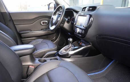 KIA Soul II рестайлинг, 2017 год, 1 750 000 рублей, 11 фотография