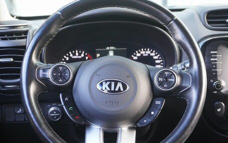 KIA Soul II рестайлинг, 2017 год, 1 750 000 рублей, 13 фотография