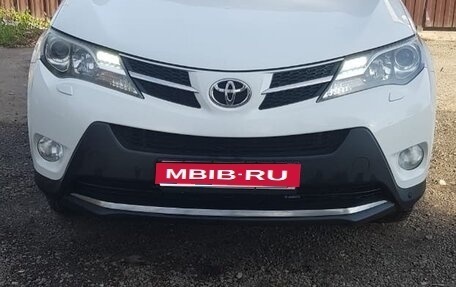 Toyota RAV4, 2015 год, 1 730 000 рублей, 1 фотография