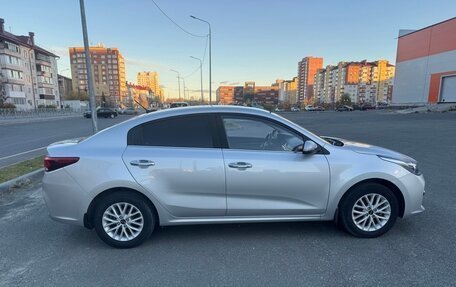 KIA Rio IV, 2018 год, 1 470 000 рублей, 10 фотография