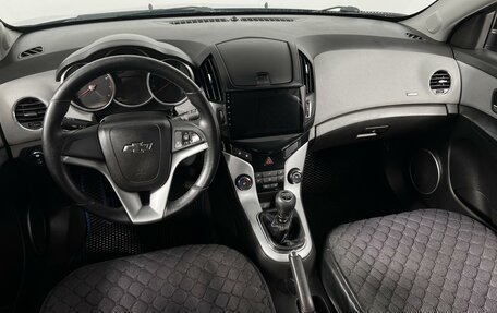 Chevrolet Cruze II, 2013 год, 729 900 рублей, 6 фотография