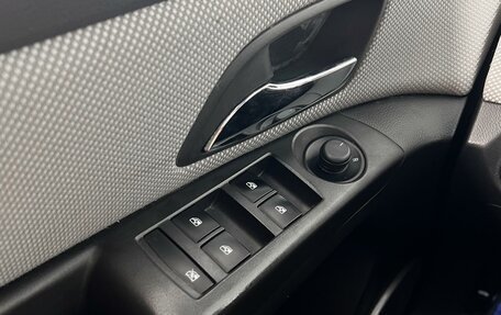 Chevrolet Cruze II, 2013 год, 729 900 рублей, 19 фотография
