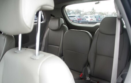 KIA Carnival III, 2017 год, 2 380 000 рублей, 13 фотография