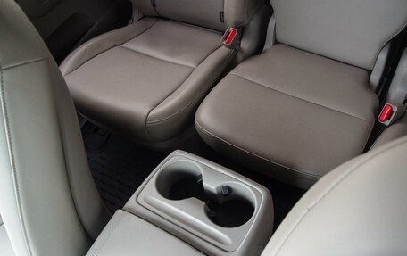 KIA Carnival III, 2017 год, 2 380 000 рублей, 29 фотография