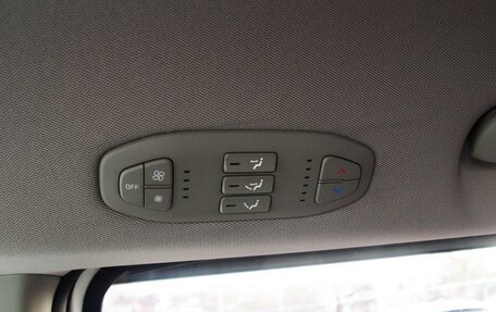 KIA Carnival III, 2017 год, 2 380 000 рублей, 30 фотография