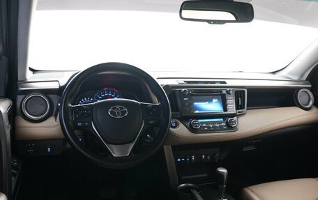 Toyota RAV4, 2014 год, 1 399 046 рублей, 6 фотография