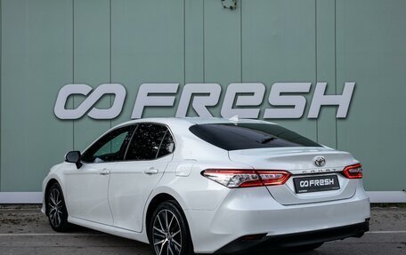 Toyota Camry, 2022 год, 3 150 000 рублей, 2 фотография