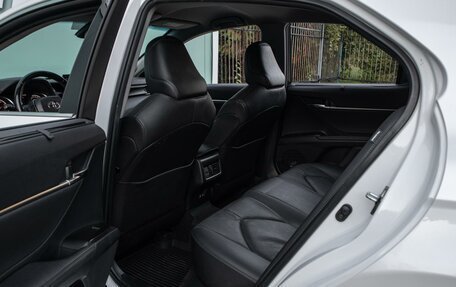 Toyota Camry, 2022 год, 3 150 000 рублей, 17 фотография
