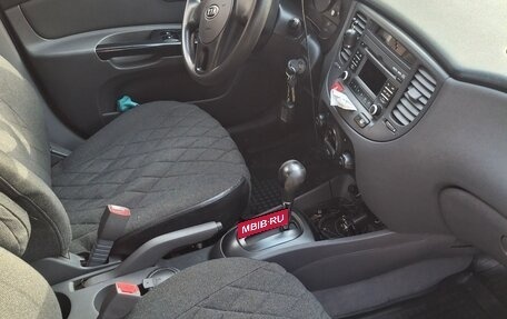 KIA Rio II, 2010 год, 700 000 рублей, 6 фотография