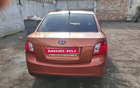 KIA Rio II, 2010 год, 700 000 рублей, 8 фотография