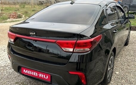 KIA Rio IV, 2017 год, 1 300 000 рублей, 4 фотография