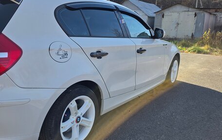 BMW 1 серия, 2010 год, 980 000 рублей, 4 фотография