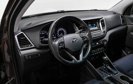 Hyundai Tucson III, 2017 год, 2 000 000 рублей, 10 фотография