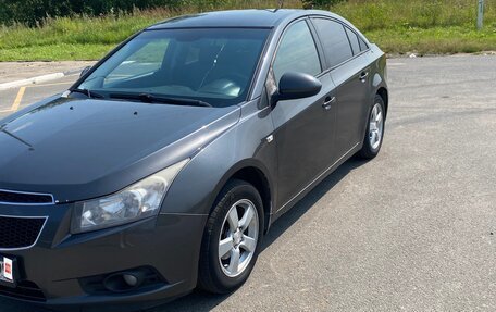 Chevrolet Cruze II, 2010 год, 365 000 рублей, 2 фотография