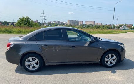 Chevrolet Cruze II, 2010 год, 365 000 рублей, 5 фотография