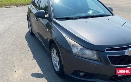 Chevrolet Cruze II, 2010 год, 365 000 рублей, 6 фотография