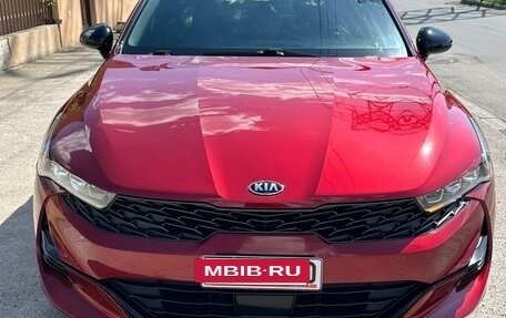 KIA K5, 2021 год, 2 500 000 рублей, 2 фотография