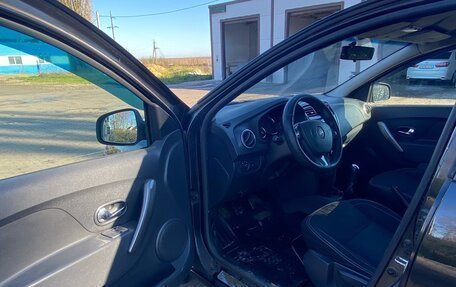 Renault Logan II, 2014 год, 530 000 рублей, 8 фотография