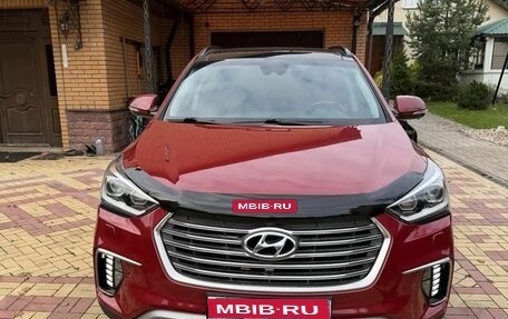 Hyundai Santa Fe III рестайлинг, 2017 год, 2 190 000 рублей, 1 фотография