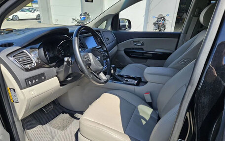 KIA Carnival, 2020 год, 3 000 000 рублей, 4 фотография