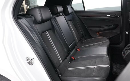 Volkswagen Golf VIII, 2022 год, 3 198 444 рублей, 7 фотография