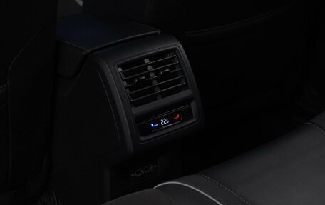 Volkswagen Golf VIII, 2022 год, 3 198 444 рублей, 12 фотография